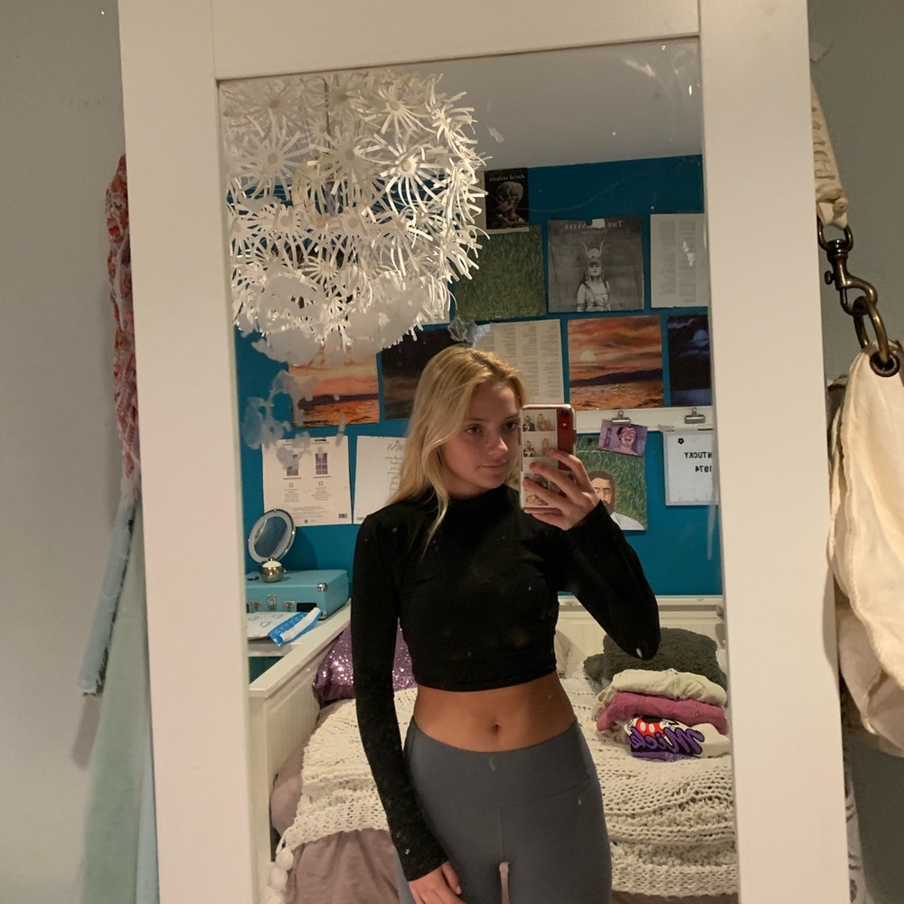 long sleeve black top!